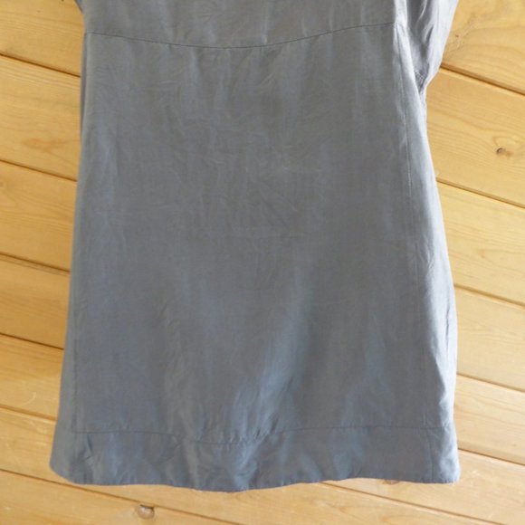 Eileen Fisher Gray 100% Silk Beaded Lined Cami Sleeveless Tank Top Relax Fit M - Picture 9 of 10